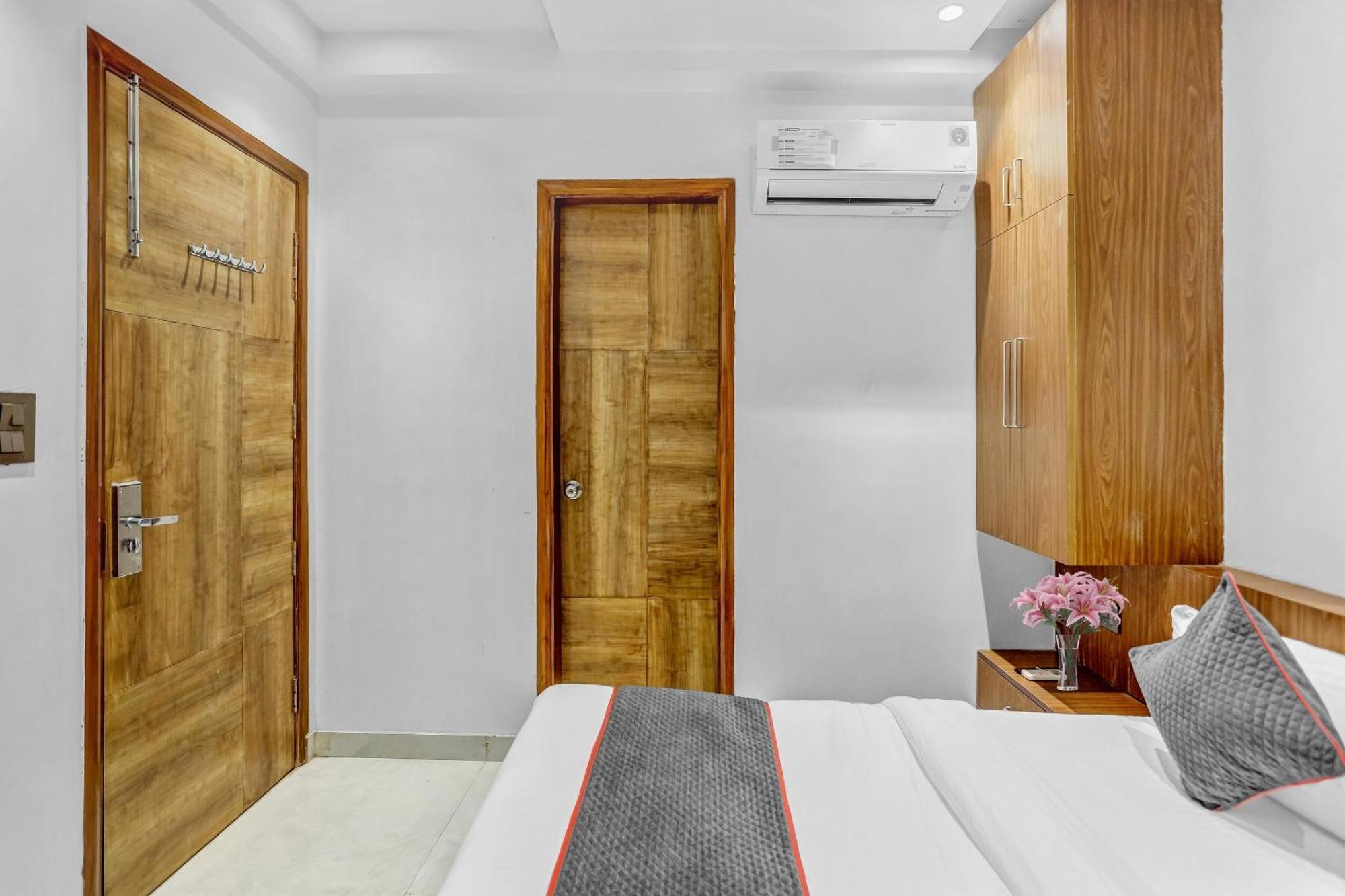 Capital O Hotel Moody Inn Delhi  Exterior foto